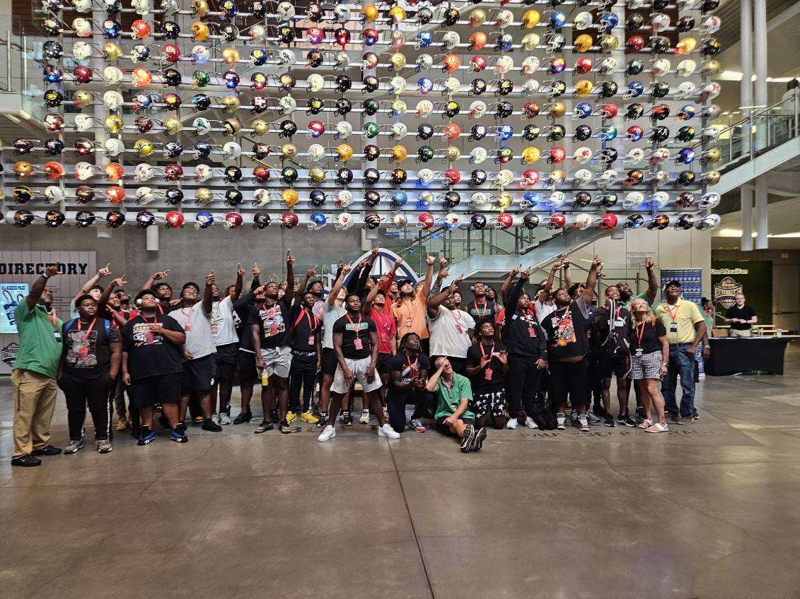 Indians had a great time at College Football Hall of Fame! TEAM bonding!🔥🏈