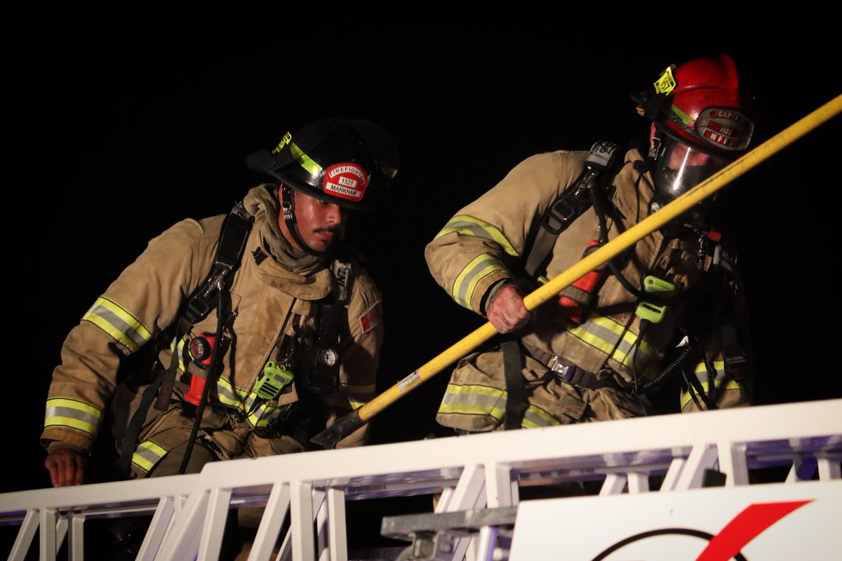.<a href="/MarkhamFire/">Markham Fire (MFES)</a> o/s of a working fire at 65 Stather Cr just before midnight last night. Front of the home fully involved on arrival, several electric vehicles/ charging station on the premises.

Fire jumped to exposure 2 (67 Stather) Both homes heavily impacted. 2nd alarm assigned.