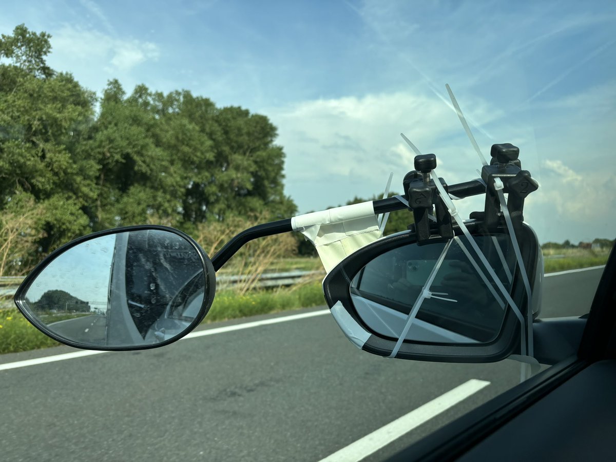 AllyBongo83's tweet photo. @MilencoLTD ‘award-winning’….. ‘high-quality’… I think not!!! After just over 1 year of use this is where we’re at trying to keep the mirrors on the car! Plastic fitting bending. Totally unacceptable after paying nearly £100 for them! https://t.co/szqzXtirRi