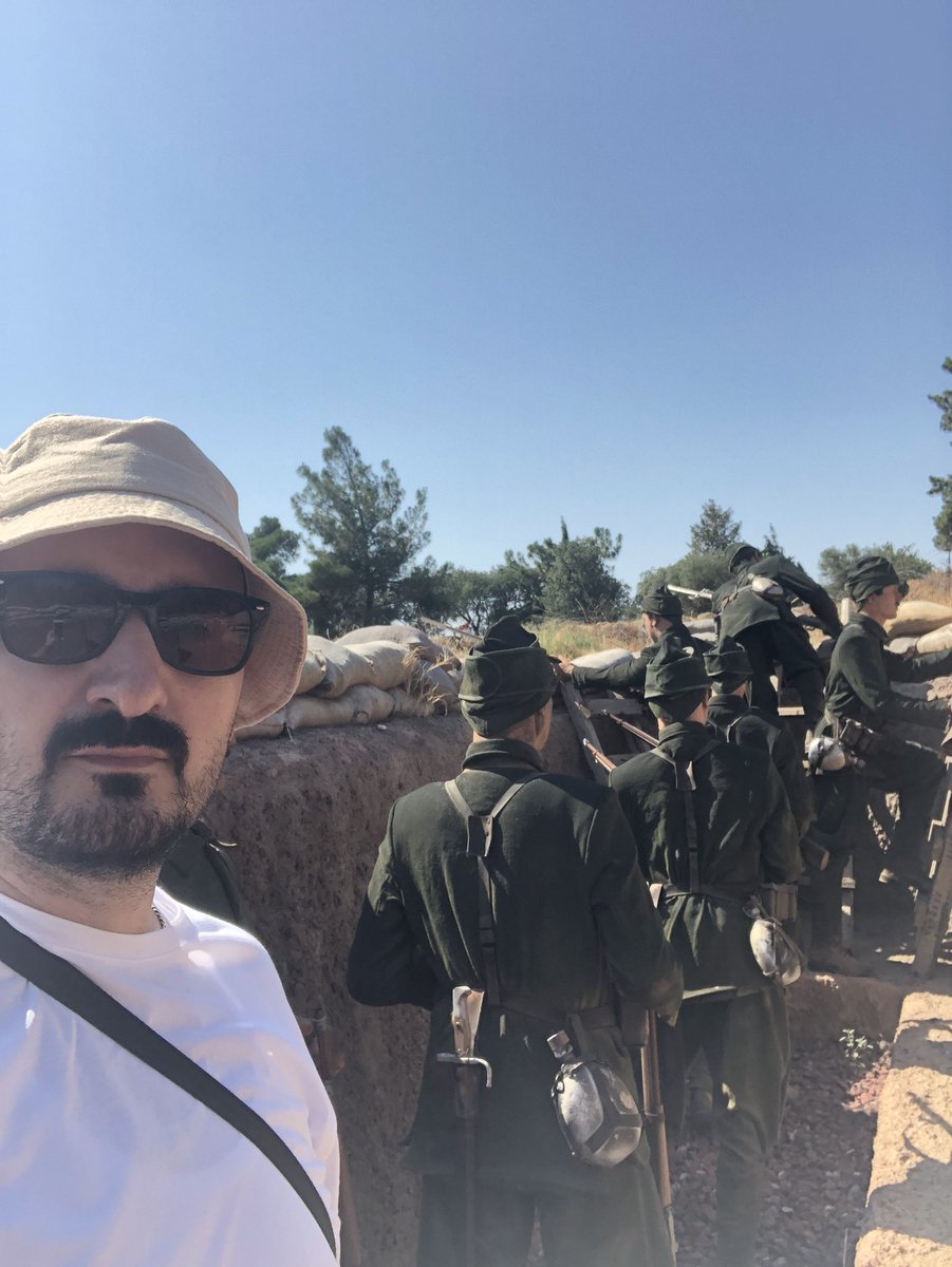 Dogukants's tweet photo. Çanakkale geçilmez dedirten ecdadımızın azmi ve fedakarlığı karşısında minnettarız. https://t.co/jWxEA6oAoL