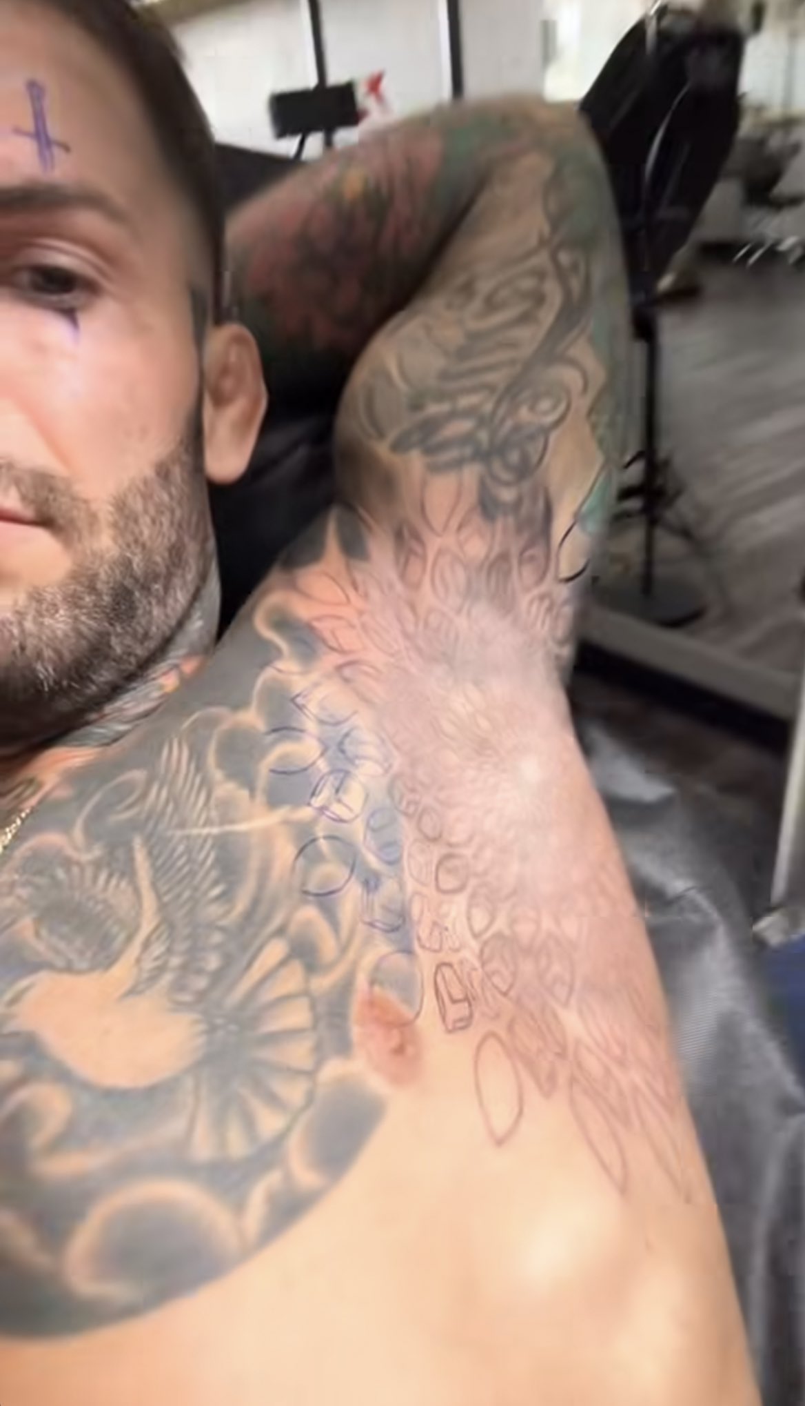 GS8ZzIxXsAES_1d.jpg:large