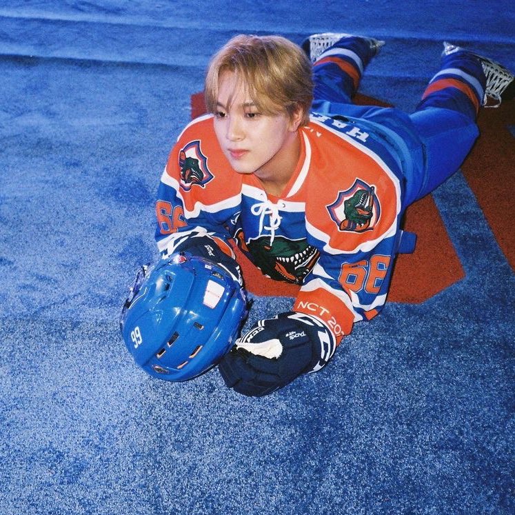 thinkofhc's tweet photo. thinking about 90’s love haechan https://t.co/aiYyiPlTVw
