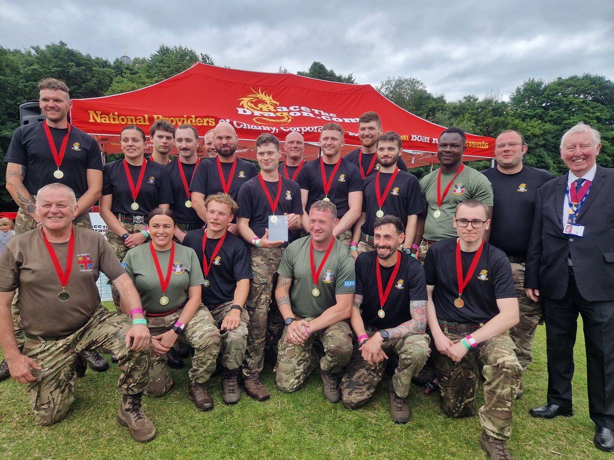Angela4Royds's tweet photo. Had a brilliant day volunteering @DragonBoatsBrad - round 2 tomorrow- come along and enjoy the fun https://t.co/er1v6yYtWX
