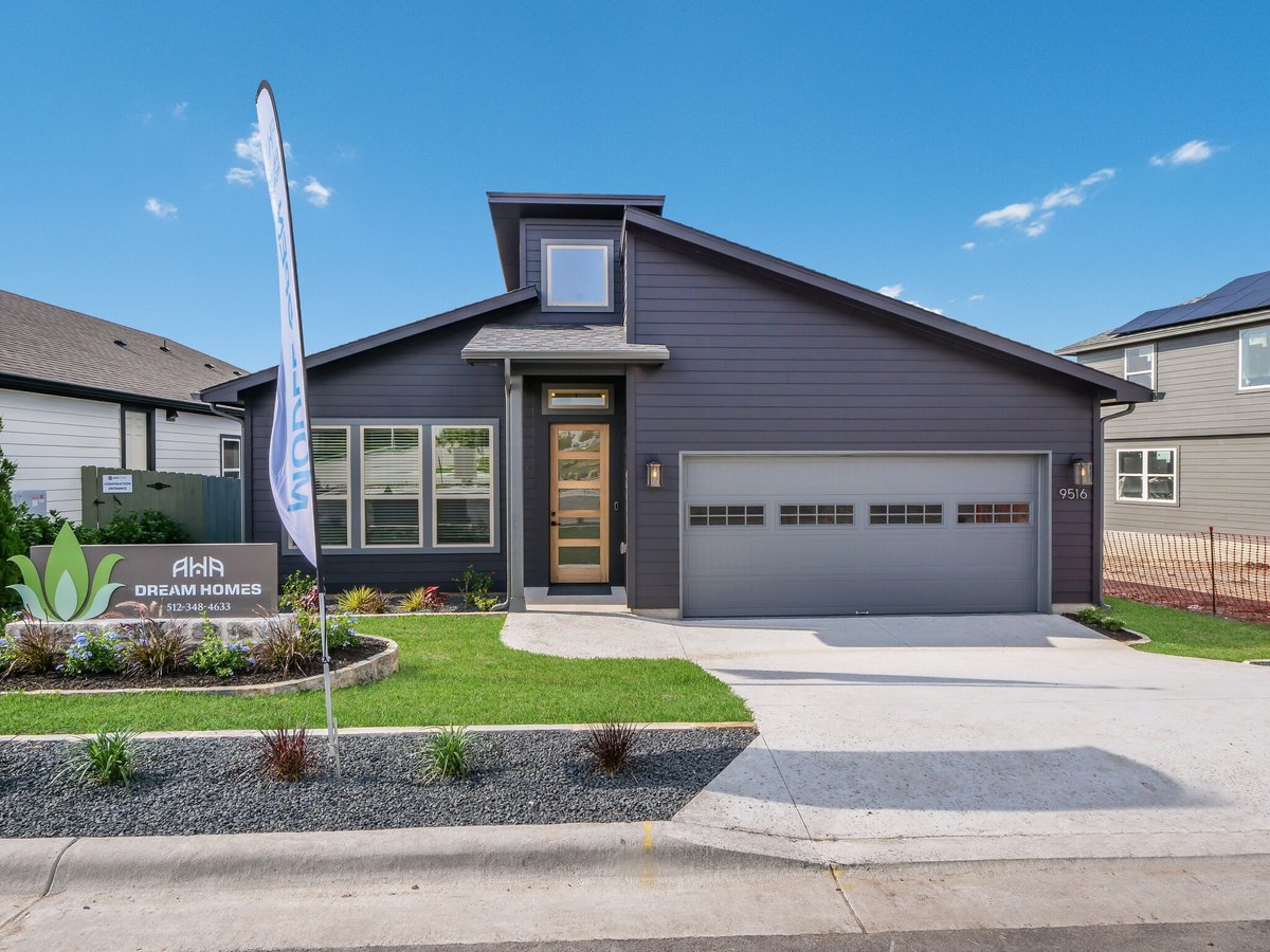 ahadreamhomestx's tweet image. Did you know you can schedule a self-guided tour of our model home? 🏠 Explore at your own pace! Book yours today 👉 hubs.ly/Q02DglKn0 #ahadreamhomes #modelhometour #selfguidedtour #austin #texas #realestate
