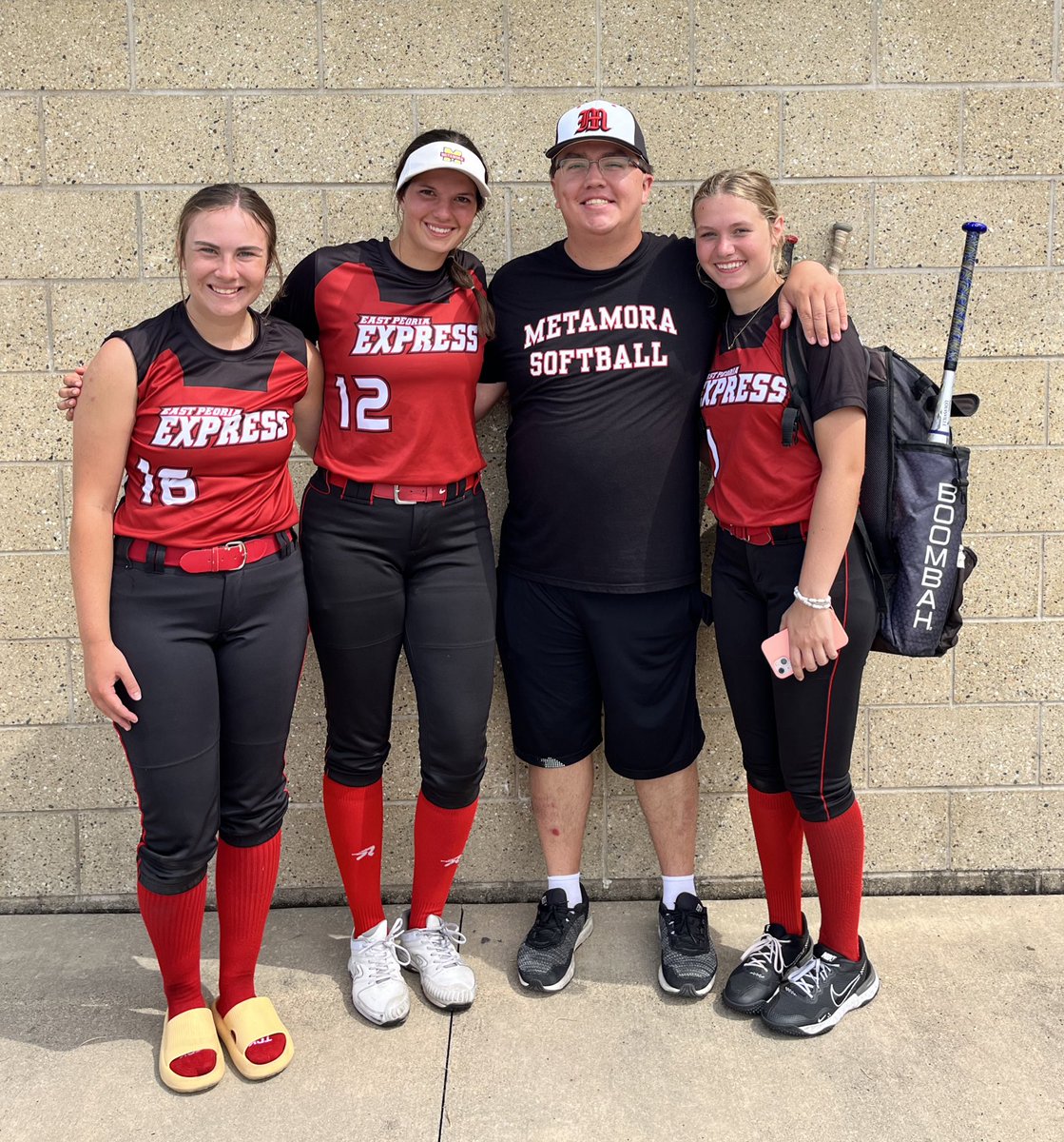 Unfortunately, the summer comes to an end for <a href="/bbarnes585/">Bbarnes</a>’s Express team. Always a joy to folllow, especially with a couple Redbirds on the roster 😉

<a href="/TrentmanSydney/">Sydney Trentman</a> <a href="/KaraganHartnett/">Karagan Hartnett</a>