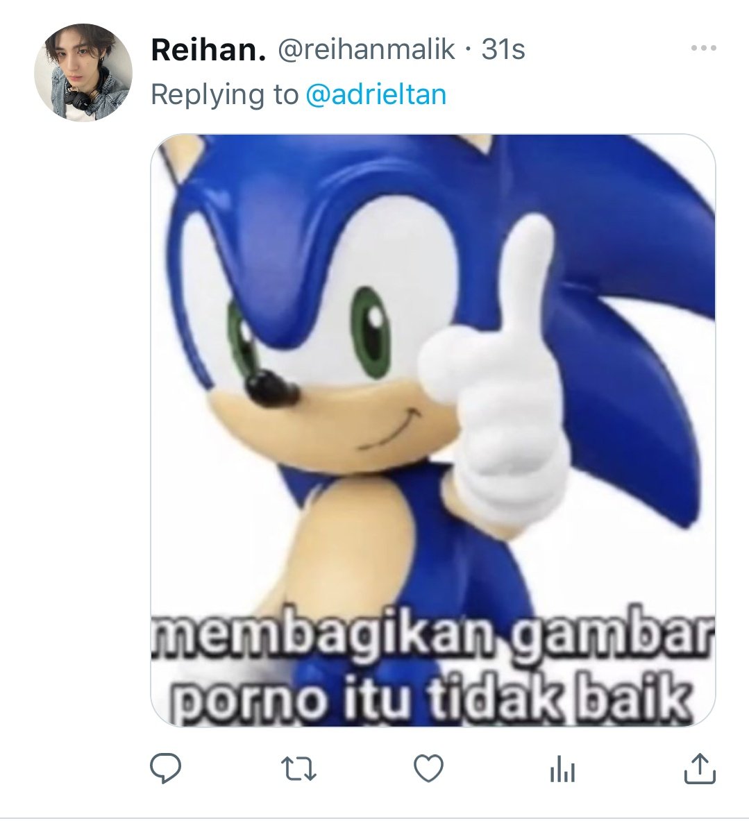 amoristte's tweet photo. tristan reihan malem ini 🏋🏻‍♀️💥🫵🏻 https://t.co/gaijQ4NPih