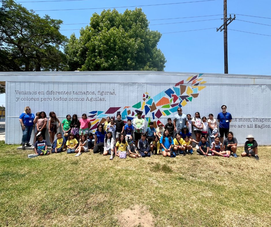 UnitedWaySB's tweet photo. Thank you to the @CityNationalBank team for joining us at Lunch Bunch! 

We are thankful for the dedicated network of community partners who engage in programs like Fun in the Sun.
#SummerLearning #SantaBarbara #FunintheSun https://t.co/D3BV3jEQrI