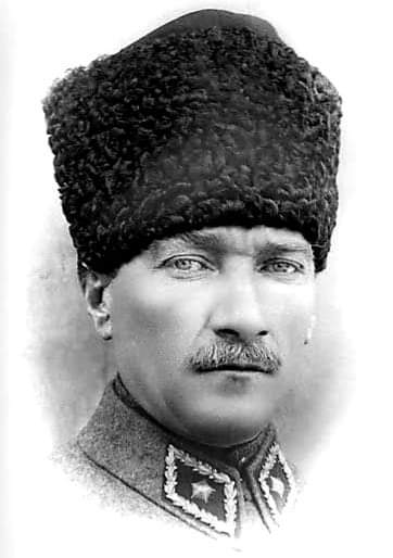 Makam bekleyen, makamı bekleyen kişi değil, makamın beklediği kişi olun, makamı yaratan
kişi olun.

yücelbinici