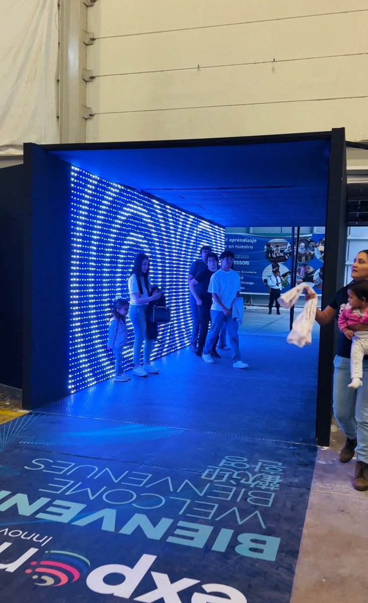 CCEDGOMX's tweet photo. Vamos a la #Exponencial2024, una expo empresarial innovadora, creativa y tecnológica, se podrá disfrutar de experiencias de #RealidadVirtual, #InteligenciaArtificial, #Drones espectáculo del @CircoDragon, #maping, #Podcast y trendy de #Modas
✅En la @FENADU a partir de las 4 pm https://t.co/5rPomvaEFR