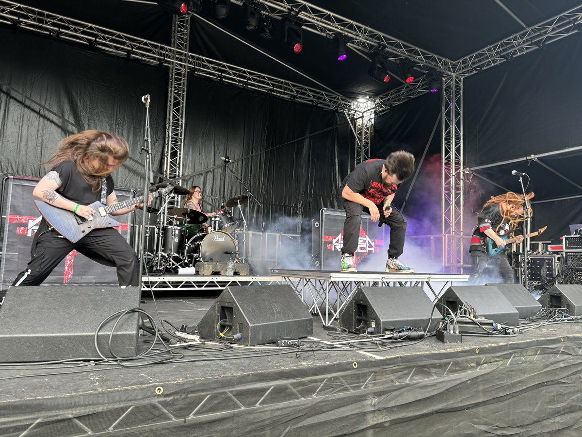 Ashen Reach always bring it 💯and today on Firestarter stage is no different!🔥🔥🔥<a href="/maid_of_stone/">Maid of Stone Festival</a> <a href="/AshenReach/">Ashen Reach</a>