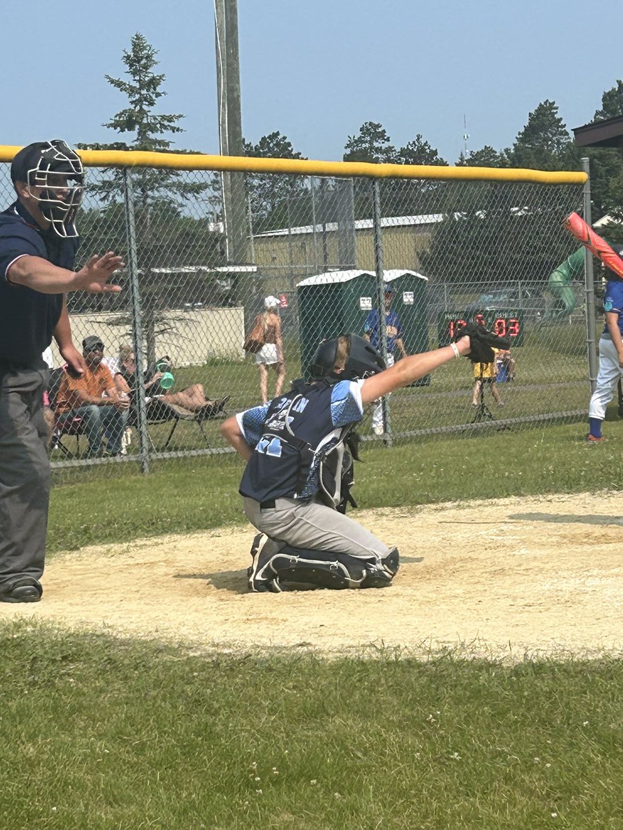 Brooke Trettin tweet media