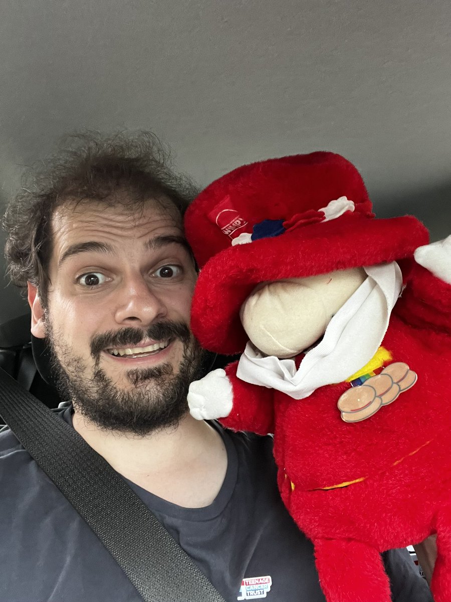 zupnix's tweet photo. I’ve been reunited with Mr Wimpy. #WimpyTour https://t.co/rRiGxNf5mx