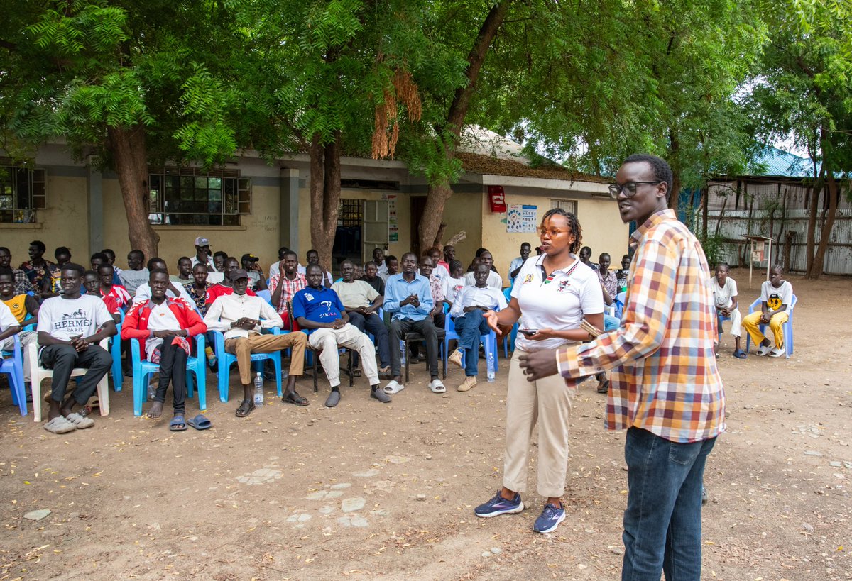 nandosateesh's tweet image. Happy #WorldChessDay.

@UNHCR_Kenya and @FIDE_chess organized #Chess tournament &amp;amp; #fideworldrecord attempt in #Kakuma 🇰🇪. The occasion resonated the spirit of the game - Unity, Empowerment, and Bridging the Generations and Cultures.

🙏🏽 @FIDE_chess for your support #WithRefugees