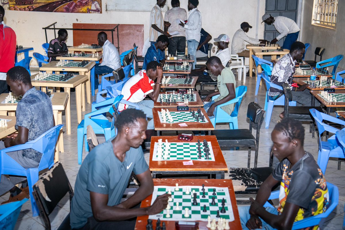 nandosateesh's tweet image. Happy #WorldChessDay.

@UNHCR_Kenya and @FIDE_chess organized #Chess tournament &amp;amp; #fideworldrecord attempt in #Kakuma 🇰🇪. The occasion resonated the spirit of the game - Unity, Empowerment, and Bridging the Generations and Cultures.

🙏🏽 @FIDE_chess for your support #WithRefugees