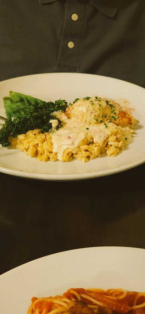 AustSwin98's tweet image. Went to DeLucca's last night for a date. The food was wonderful.