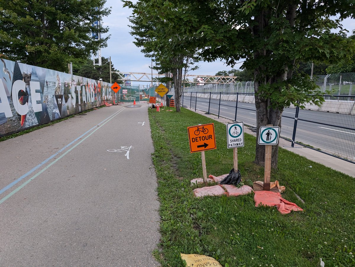 TheBikingLawyer's tweet image. We love Lakeshore closures for #hondaindy &amp;amp; #Caribana but we should also have #ActiveTO closures &amp;amp; safe waterfront trails. Email Ford, the mayor &amp;amp; councillors about this travesty. Advocate w &amp;amp; support @ONPlace4All #bikeTO

If your injured here email us: info@thebikinglawyer.ca