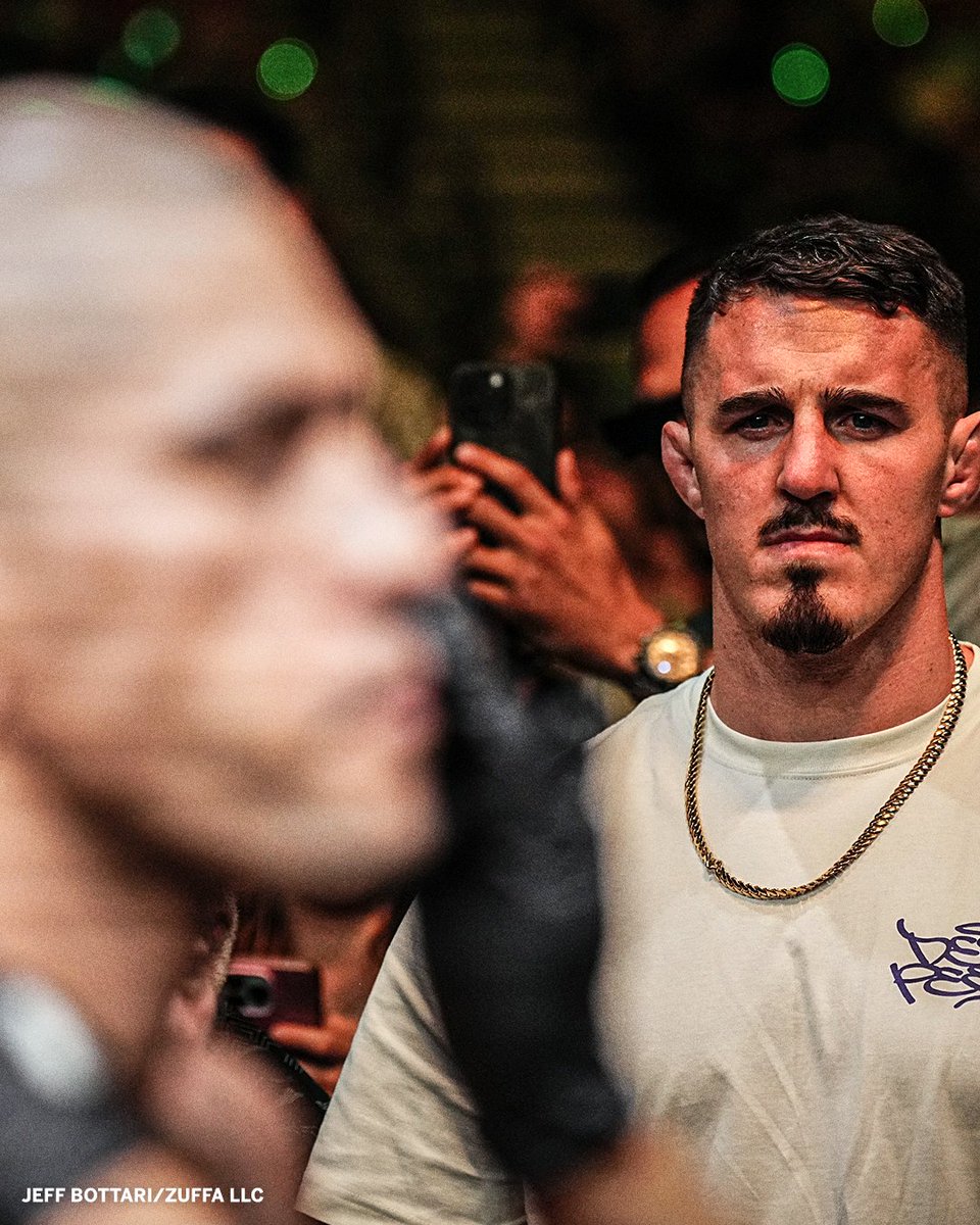 Tom Aspinall said he would look to take Alex Pereira down in the first 10 seconds if they were to fight 👀

Aspinall wants no part of Poatan's power 😅 #UFC304 

(via <a href="/JamalNiaz/">Jamal Niaz</a> wearemorson/IG)