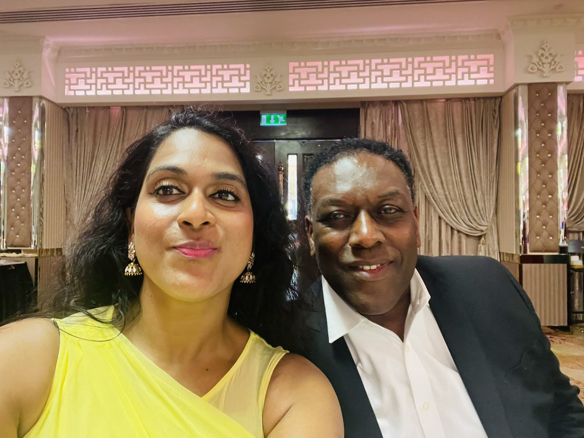 Ellily Ponnuthurai🌹. tweet media