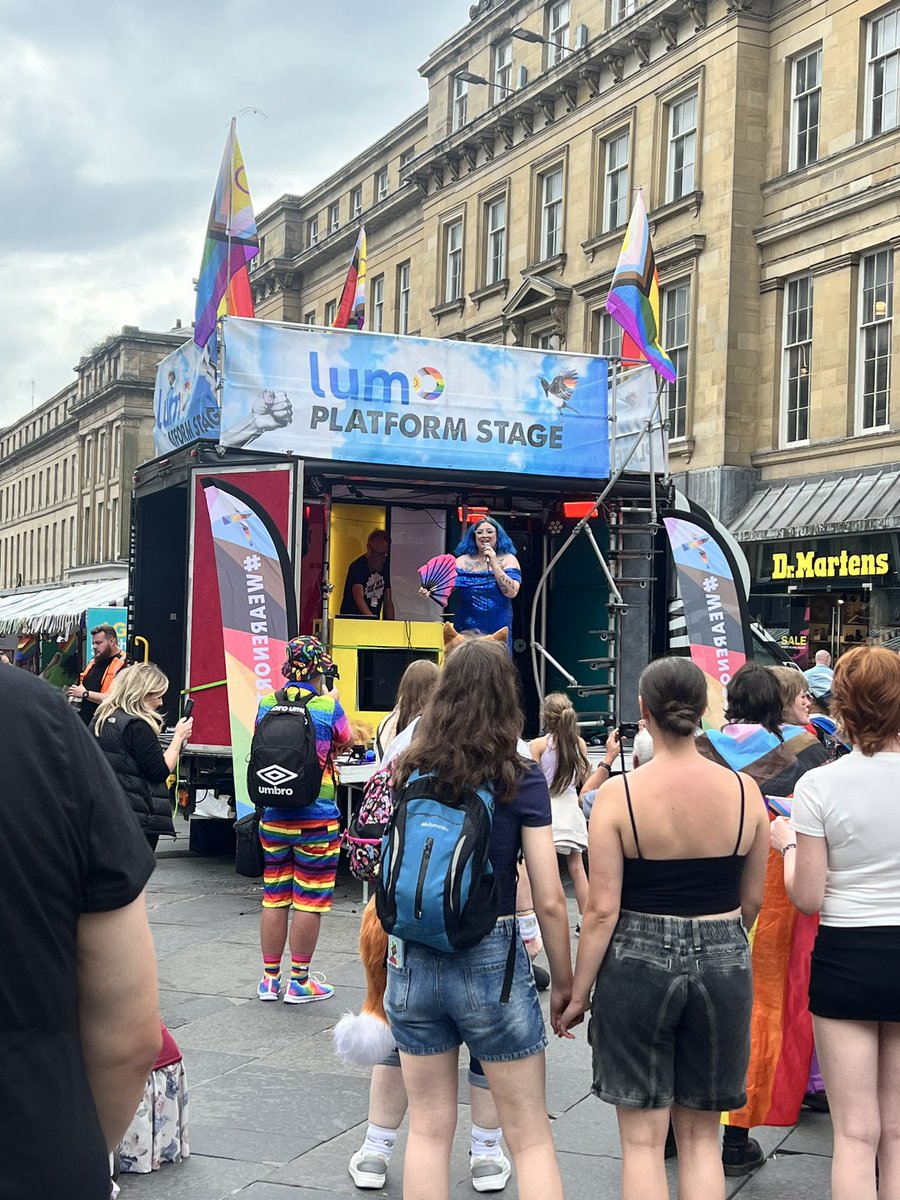 Had a fantastic time at #NorthernPride today in Newcastle with Greens from across our region

Great to see NE councillors <a href="/GreenSarahMcK/">Cllr Sarah McKeown</a> <a href="/NickHartley/">Cllr Nick Hartley - Green Party</a> &amp; <a href="/dfrancisgreen/">David Francis - Green Party</a> there too 💚🏳️‍🌈🏳️‍⚧️

<a href="/GreensNorthEast/">North East Greens</a> <a href="/GreenPartyNT/">North Tyneside Green Party</a> <a href="/gatesheadgreens/">Gateshead Green Party</a> <a href="/NCLGreenParty/">Newcastle Green Party</a>

<a href="/LGBTIQAGreens/">LGBTIQA+ Greens</a> <a href="/TheGreenParty/">The Green Party</a>