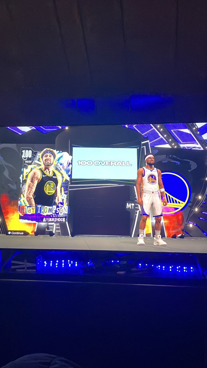 zeth_zackery's tweet photo. @NBA2KMyTEAM All you had to do was remove the free ones but you hate this community https://t.co/D9rErg1hL4