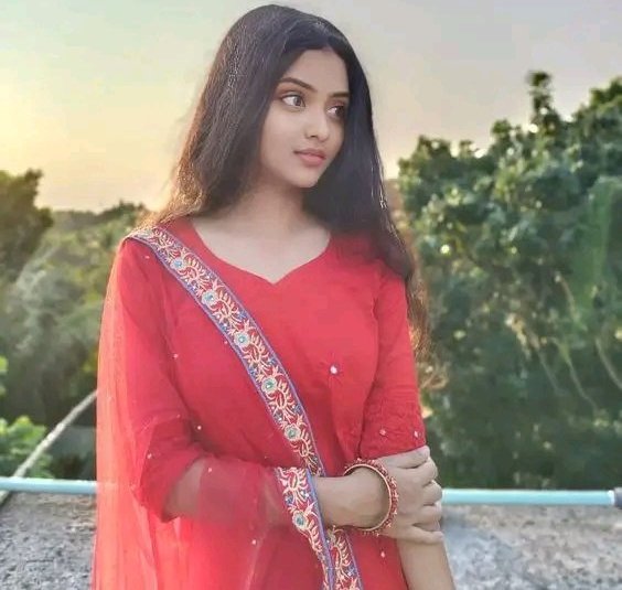 riya pathak tweet media