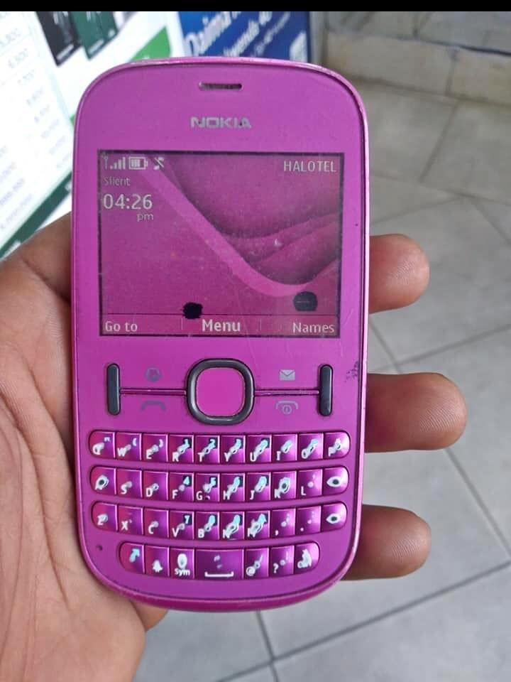 Holuwarotimi tweet media