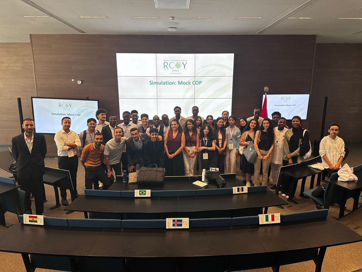 gayoghana's tweet photo. At the ongoing #RCOY2024, young people are gaining firsthand experience in international negotiations through an immersive simulation exercise. This invaluable experience is crucial for cultivating the next generation of climate leaders. #MockCOP https://t.co/K2fK73zIu5