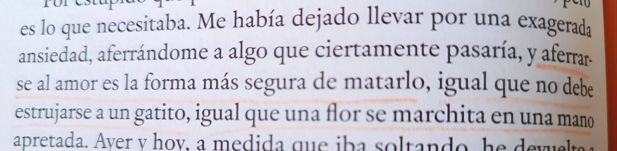 bertcarfer's tweet photo. Reflexiones que dialogan. 

📙"Diario de una soledad", May Sarton. #soltar, #apretar https://t.co/7DBDWf9LBI
