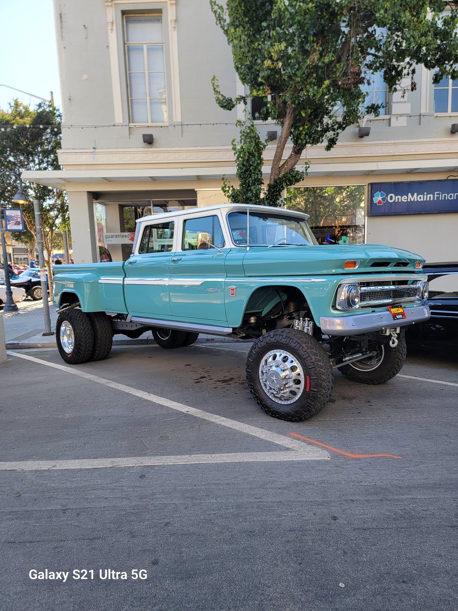 1username393's tweet image. A lot of nice trucks at the Hollister Street Festival today.
#Trucks
#Hollister
#carshow2024 
#HollisterStreetFestival