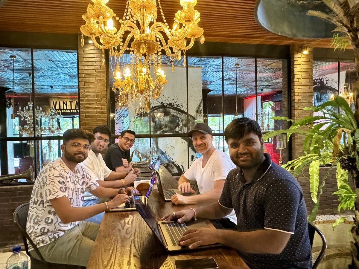 Allo cookin' up something new! 👀 Stay tuned for the latest update from our team.