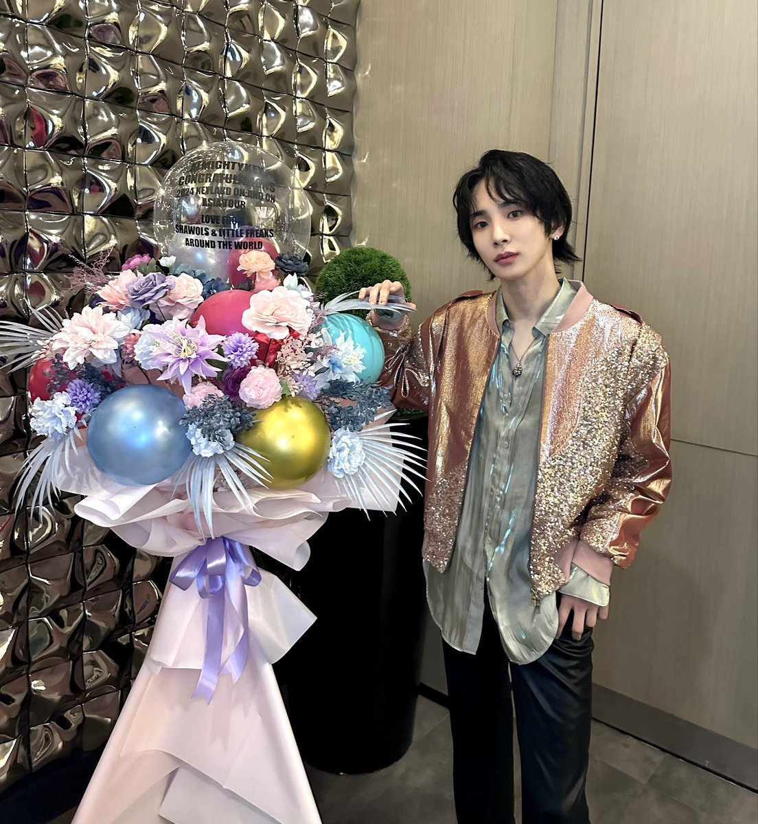 SHINee's tweet photo. 💐💓

💙2024 KEYLAND ON : AND ON ASIA TOUR in JAKARTA💙

#KEY #키
#SHINee #샤이니
#2024KEYLAND #ONANDON
#KEYLANDASIATOUR #KEYLANDTOUR https://t.co/7RBMQy8NSV