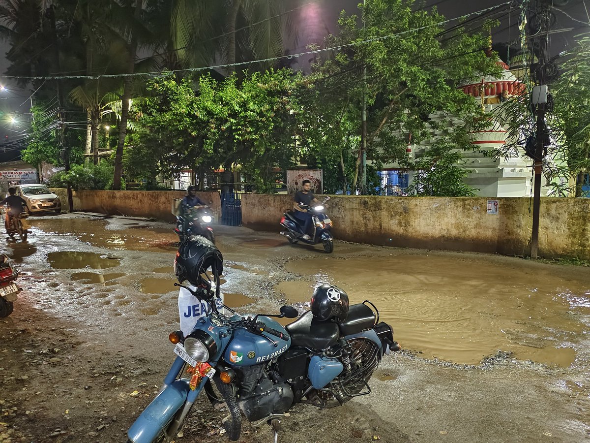 AlokRatha4's tweet photo. Please Lookup The Number 1 Smart City Of INDIA, BHUBANESWAR, NAYAPALLI,751012 https://t.co/01bv0O5Zio