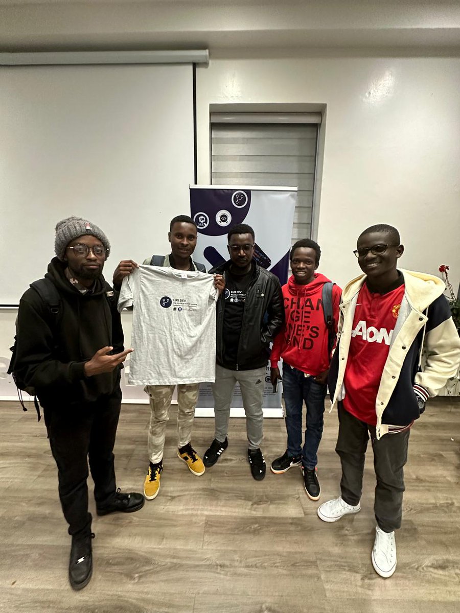joel_menal's tweet photo. @lux_academy
@HarunMbaabu
#thefutureofworkisremote
#hackathon https://t.co/0I05TTAdG2