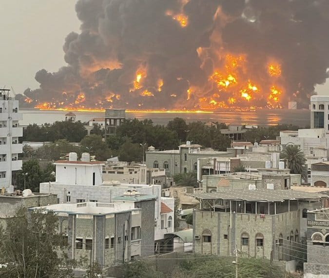 Locals finding it quite difficult to put out the fuel fires in Hudaydah.  Environmental impact and an already debilitated infrastructure aside, worth noting this is the main port through which most of the humanitarian aid - where over 80% of population are in need -  comes