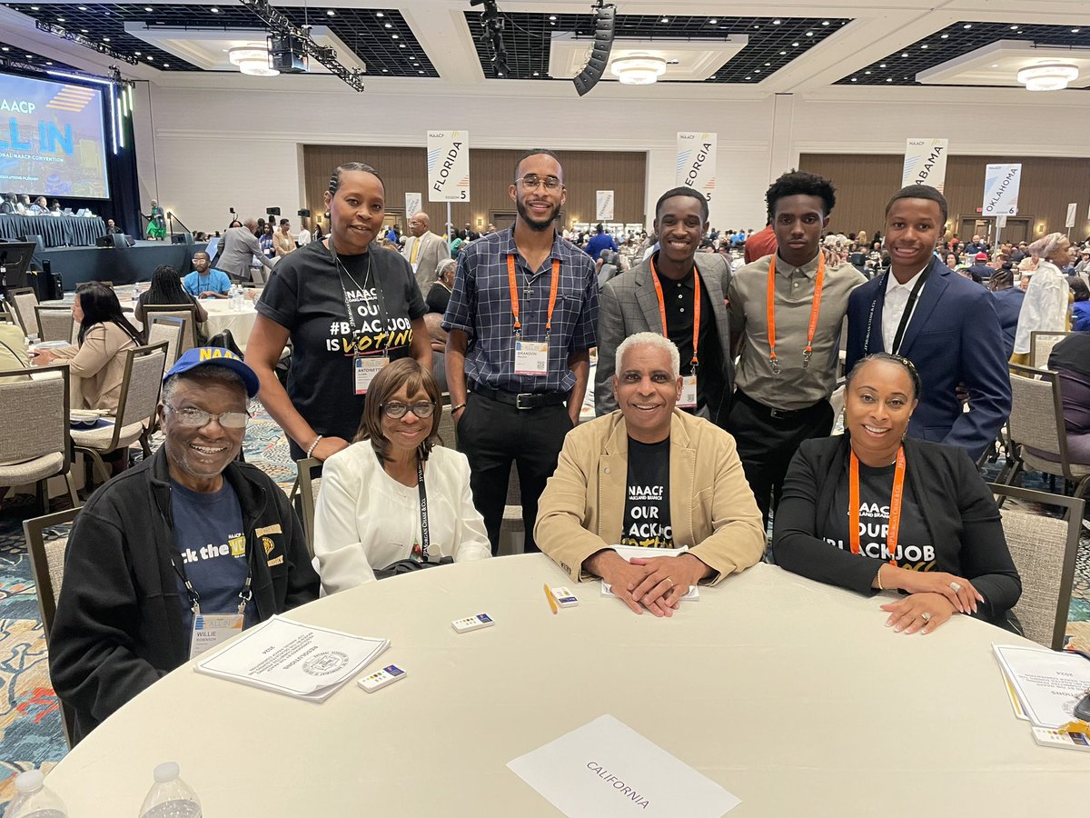 guy_law's tweet photo. Many thanks to my wonderful and committed Oakland NAACP team of delegates this week in Las Vegas to help pass the ABAHC! Amazing seeing the youth all in on the mission! Grateful I did not blow it when I touched the microphone. 🎤 🙏🏾 #ADOS #NAACP https://t.co/r8BLnAAjag