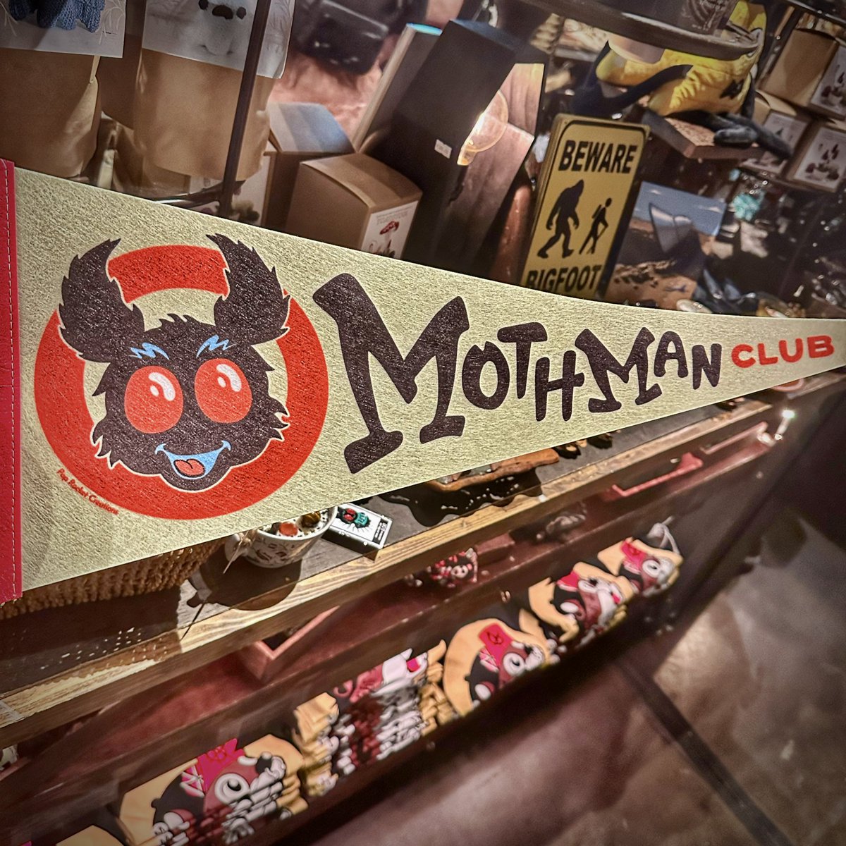 TuckBeck's tweet photo. Mothman Shirts! Mothman Socks! Even official Mothman Fan Club merchandise! Mothman has taken over Camp Cryptid, & I’m loving every second of it! 🌲⛺️🌲
.
#Cryptid #Cryptozoology #Cryptids
#PrometheusEsoterica #Mothman
#OrlandoFlorida #CampCryptid ⛺️ https://t.co/5caTDXhr2X