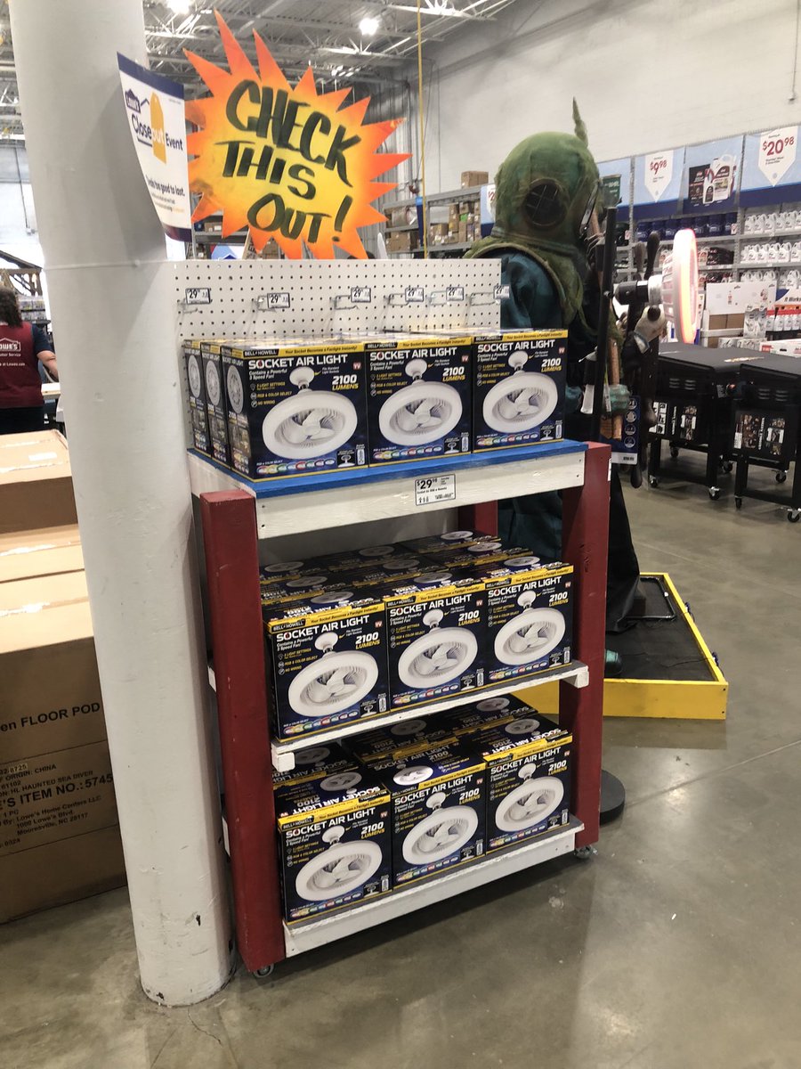 MarkAllen1217's tweet photo. Bell + Howell Socket Fan Demo https://t.co/7TwHRAVsPF