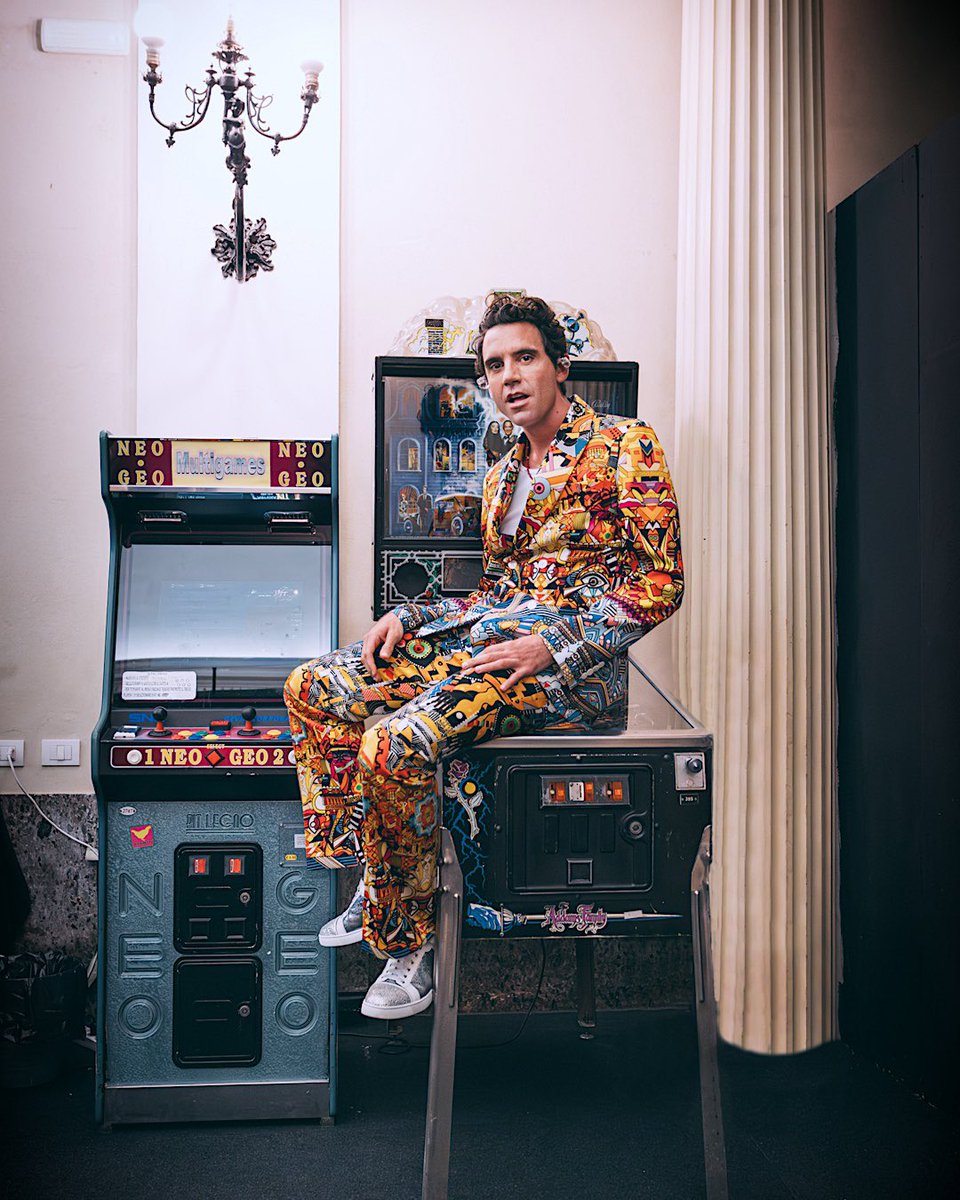 mikasounds's tweet photo. The stars were out last night in Lucca. Stars in the audience, stars in the sky, the perfect summer night in Italy. What a spectacular crowd. A joy to be back and to play for you all again. Until very soon. 🙏🙏❤️❤️

📸 @DaniloDAuria and Francesco Prandoni @LuccaSummerFest https://t.co/zaucPEQ8Lc