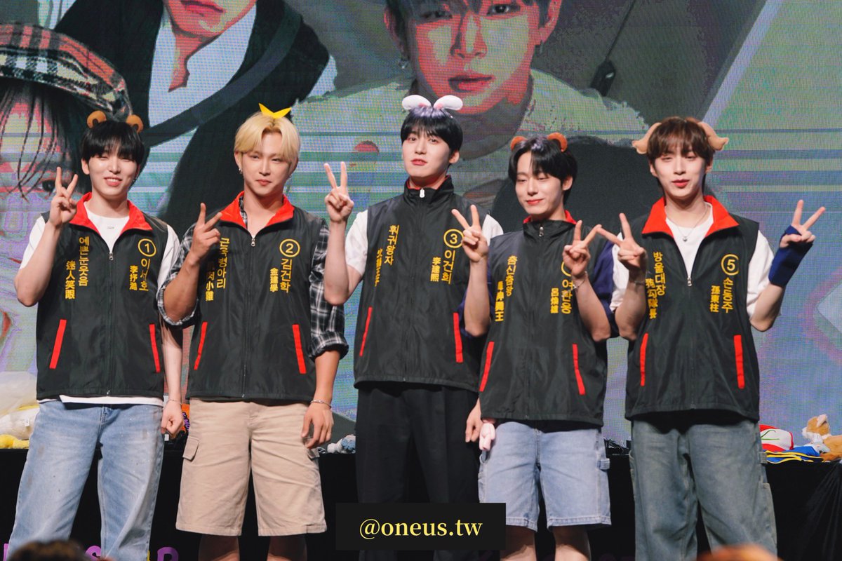 ONEUS_TW's tweet photo. 240720 K-MONSTAR

예쁘게 입어줘서 고마워🥰🥰

#ONEUS #원어스 https://t.co/G8nZ6hrWCx
