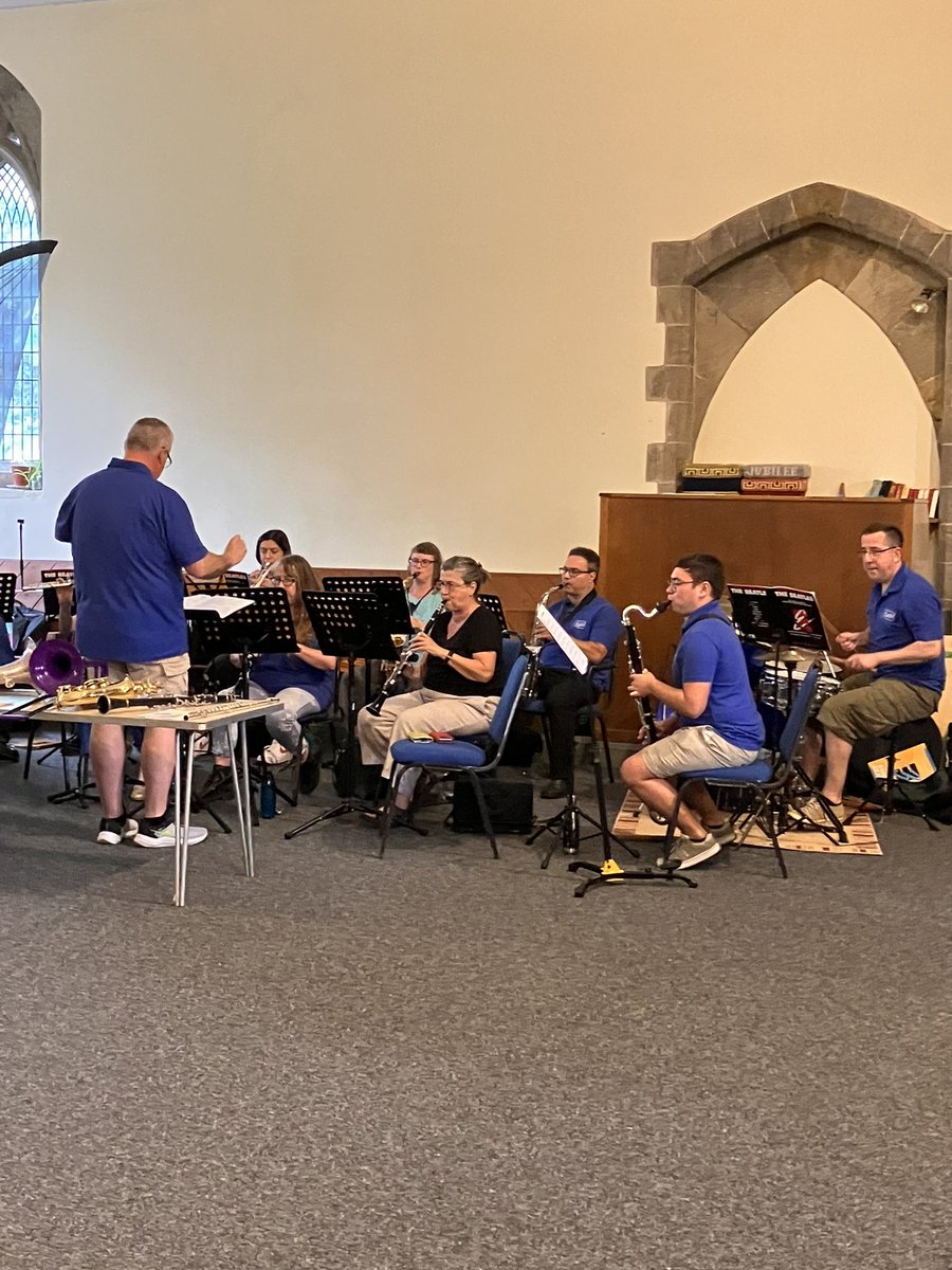Barcaleedsyp's tweet photo. A wonderful event today to celebrate Bramley Community Arts! So many amazing performances 🥰 Especially @dazldance bringing the party vibes!
Also a huge thank u to our #YoungLeaders who worked their socks off! They do such an amazing job helping the #CYPteam! @BARCALeeds https://t.co/JVVoUZuIc5