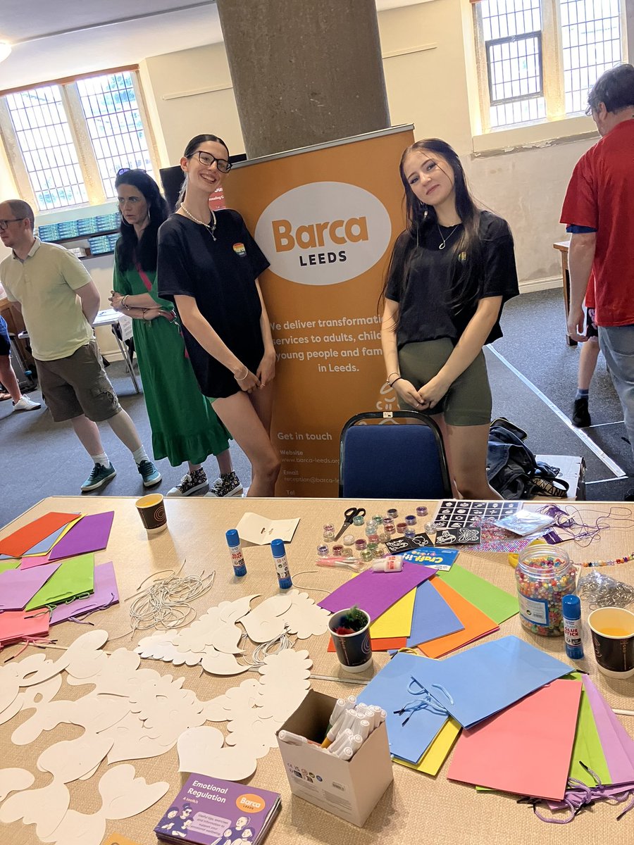 Barcaleedsyp's tweet photo. A wonderful event today to celebrate Bramley Community Arts! So many amazing performances 🥰 Especially @dazldance bringing the party vibes!
Also a huge thank u to our #YoungLeaders who worked their socks off! They do such an amazing job helping the #CYPteam! @BARCALeeds https://t.co/JVVoUZuIc5