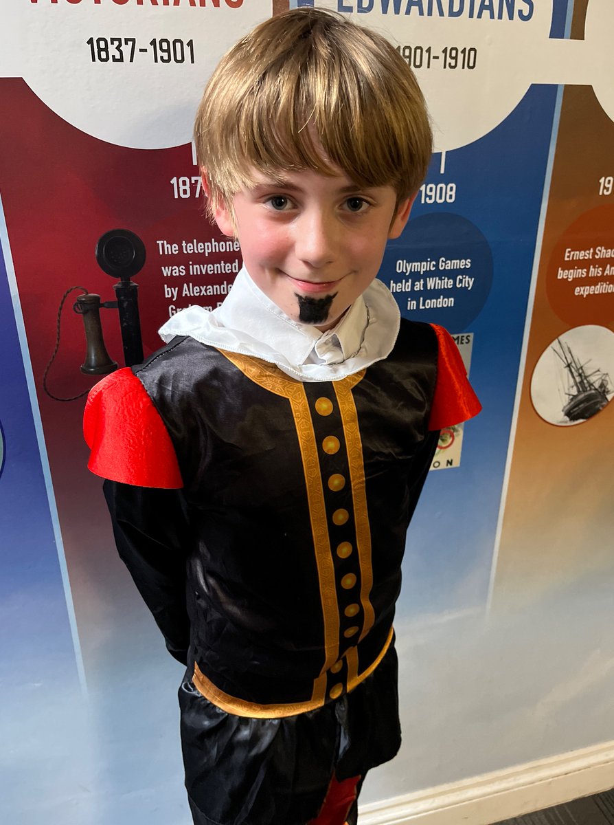 NickPLittlewood's tweet photo. Henry was Shakespeare in the school production of "Shakespeare Rocks!". He was brilliant - from his very funny entrance pursued by screaming girls, to his solo singing spot. He has a real flair for drama and the teachers said he had more than a hand in the directing of the show! https://t.co/BIHmnPX0Qd