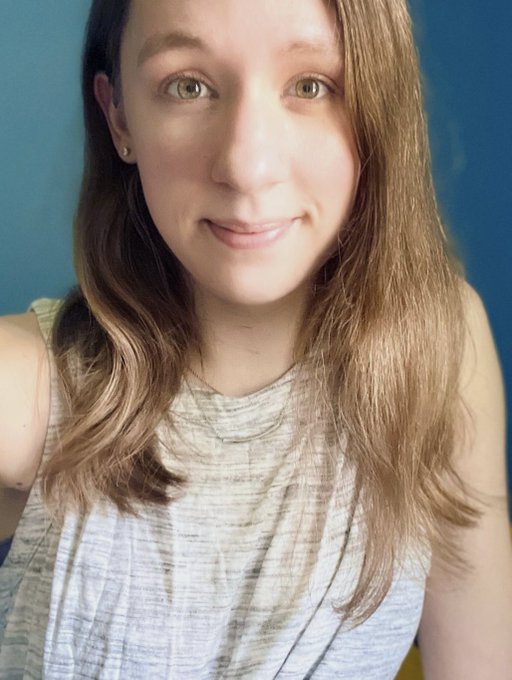 Good morning 😘 jumping on chaturbate this afternoon with @redhead_fantasy - join us later! https://t<a href="/tag/mvsales"class="tags"><span>#mvsales</span></a>