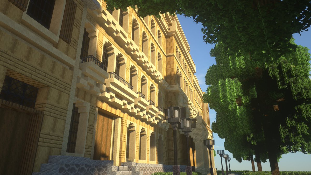 I can’t believe I haven’t ever shown this one! The Budapest Opera building I made a few years ago! 
#Minecraft #Minecraftbuilds #minecraft建築コミュ