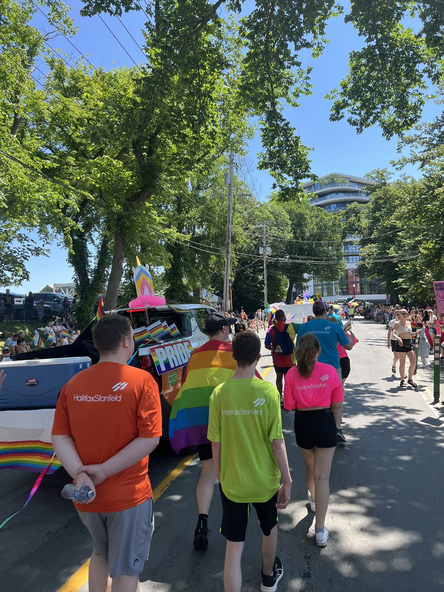 HfxStanfield's tweet photo. Il y a de l’amour dans l’air ❤️🧡💛💚💙💜!
Nous sommes fiers de participer de manière colorée au défilé de la Fierté Halifax! 🏳️🌈
À l’AAIH, nous défendons l’équité et l’acceptation, appuyant la communauté 2SLGBTQ+ tous les jours.
#HalifaxPride #Fierté2024 https://t.co/vWFxmSznTt