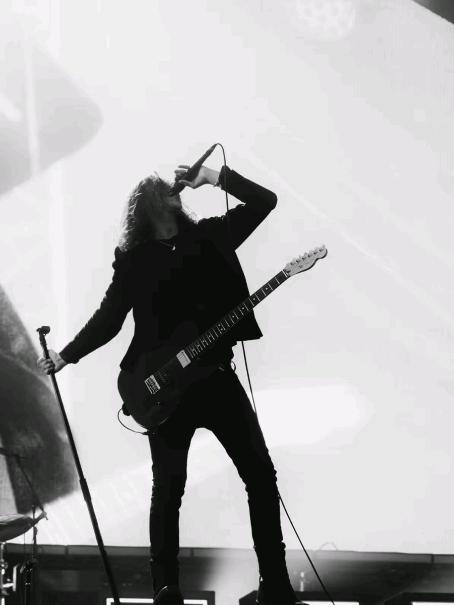 vansfag's tweet photo. Van mccann to bless your timeline https://t.co/yLZ5egVLh5