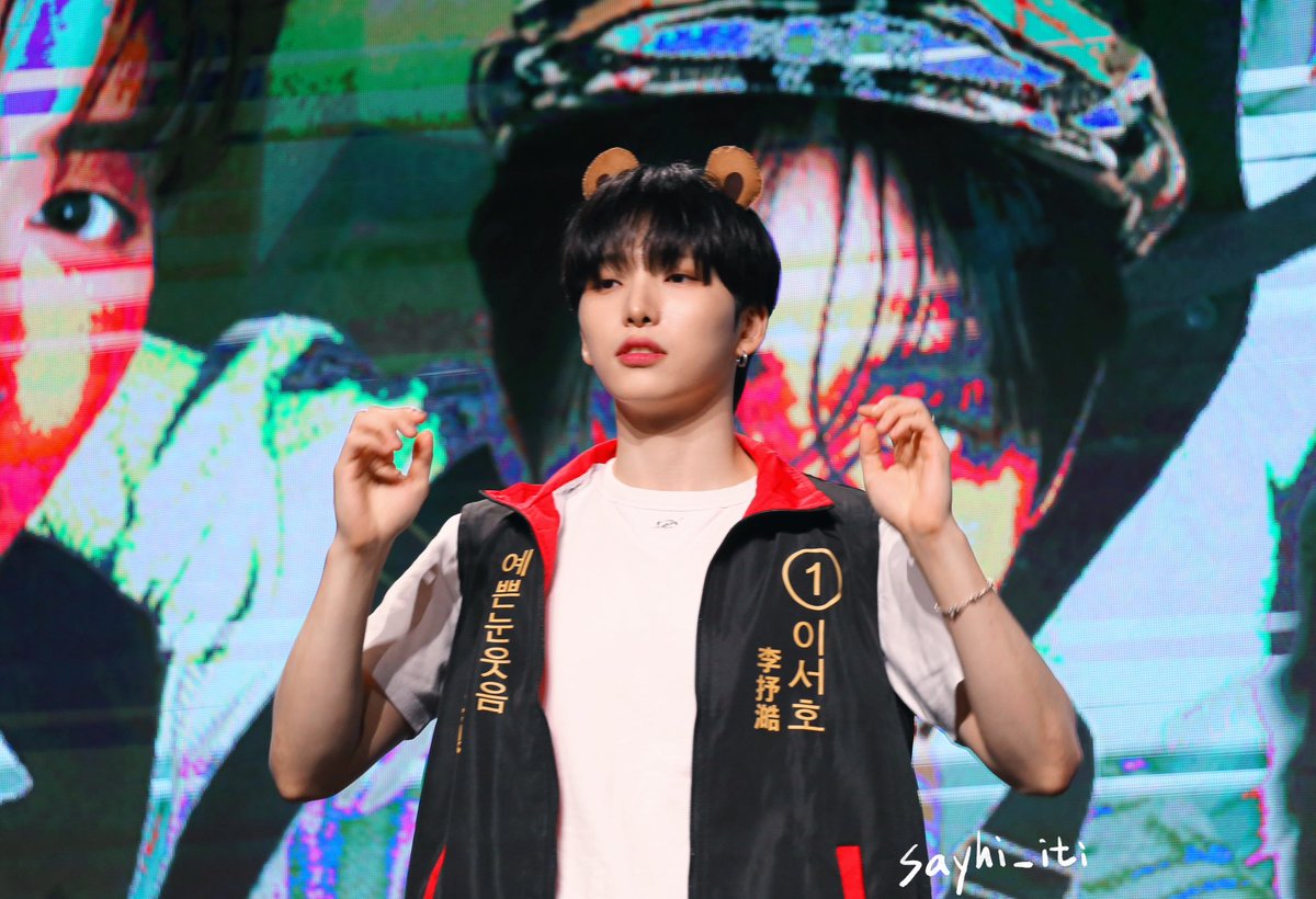 sayhi_iti's tweet photo. 1️⃣號候選人李抒澔！💪

#원어스 #SEOHO #서호 #ONEUS https://t.co/gtwvkISUTh