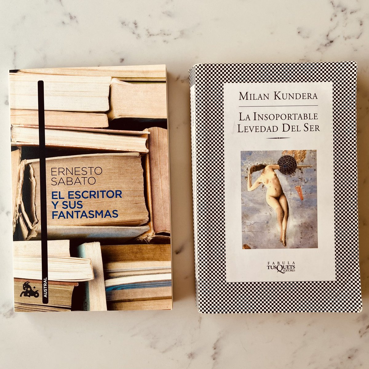 VilarBou's tweet photo. Una compañía muy clásica este #verano.

#Libros #LibrosRecomendados #Literatura https://t.co/hnHe6cQ0Cw