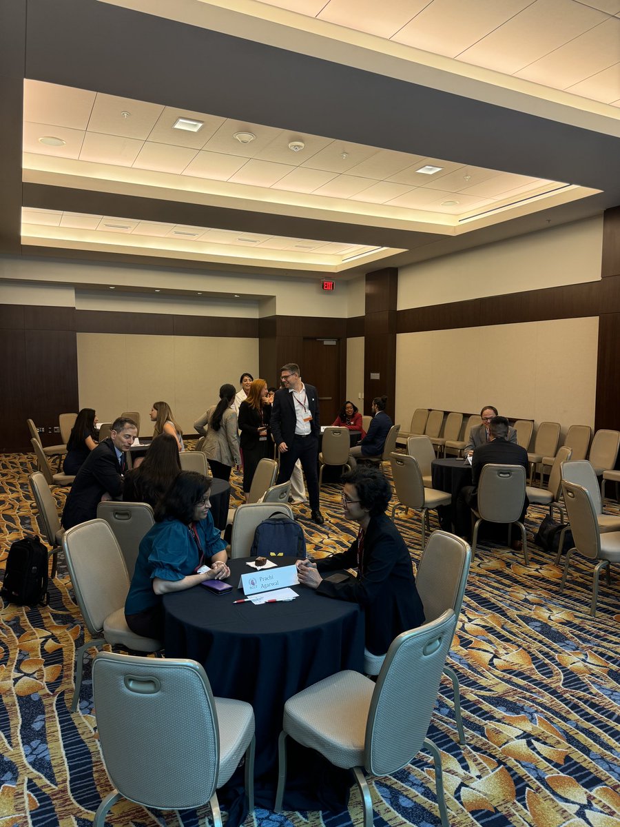 New this year! The SCCT FiRST committee hosted two Speed Mentoring sessions at #SCCT2024 #YesCCT Thank you to all who participated.