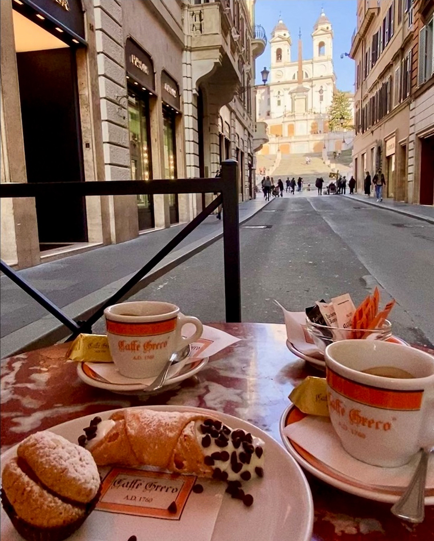 TurismoItaliaNw's tweet photo. ROMA | Antico Caffè Greco di Via Condotti: lo storico locale compie 264 anni e apre le porte ai suoi cimeli e opere d'arte
Leggi la notizia https://t.co/ObUk1bWfPI
#roma #anticocaffegreco #viacondotti #turismo #localistorici https://t.co/3Rg9NZCU6t